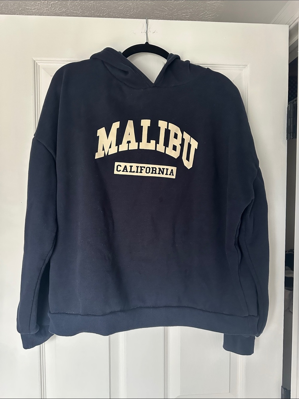 Edikted Navy Malibu California Pullover Hoodie
